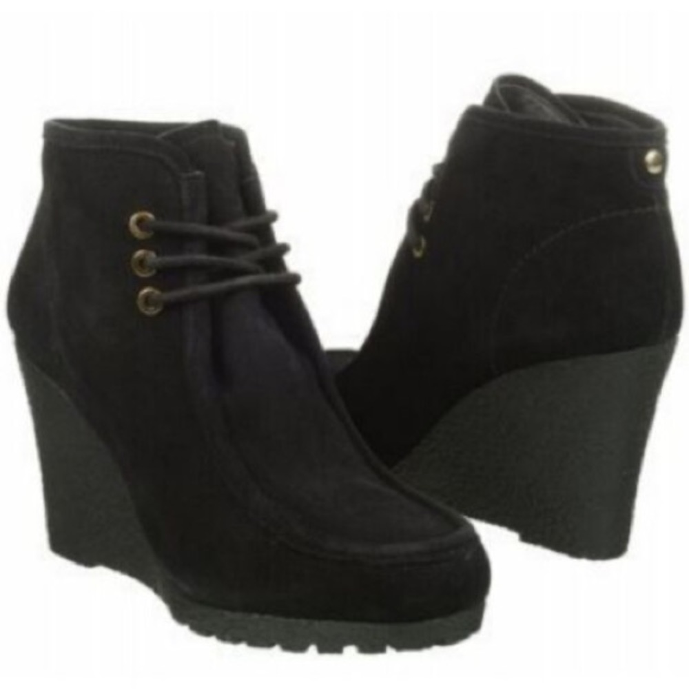 Micheal Kors Rory Bootie - Picture 2 of 2